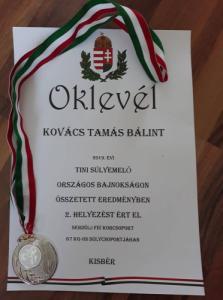 Országos második lett  Kovács Tamás Bálint súlyemelő, új egyéni rekordjával